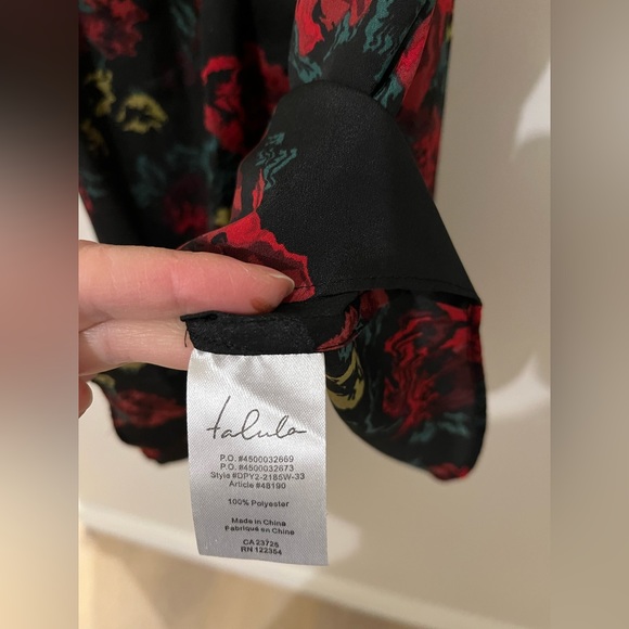 Cute tank top by Talula sold by Aritzia. Excellent condition. - Picture 3 of 4